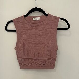 Aritzia babaron cropped tank sz XS